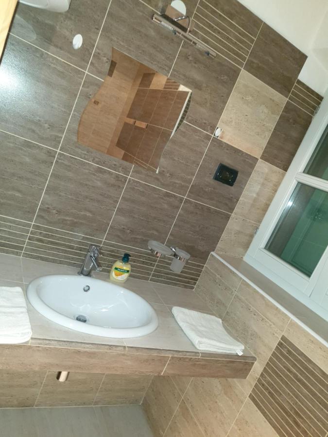 Smartnook Rooms And Apartment Extérieur photo